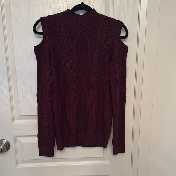 Burgundy / Wine Cable-Knit Cold-Shoulder Sweater - Picture 1 of 10